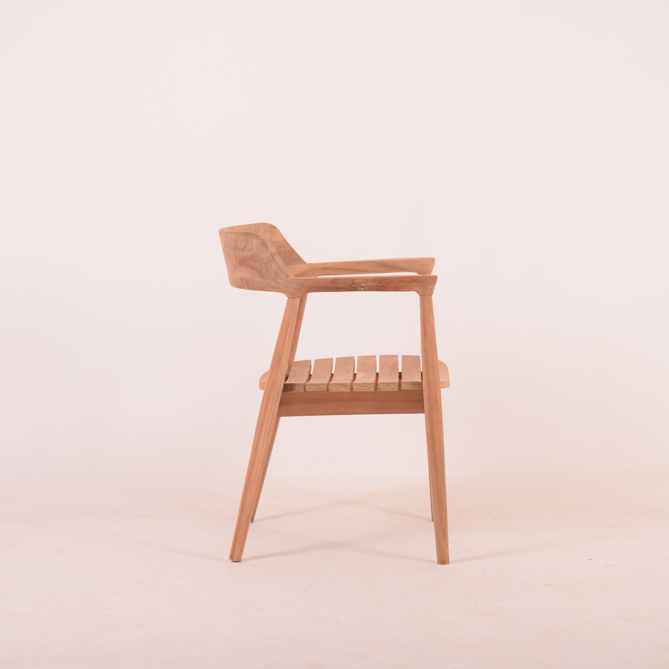 JEPA DINING ARM CHAIR (SLAT)