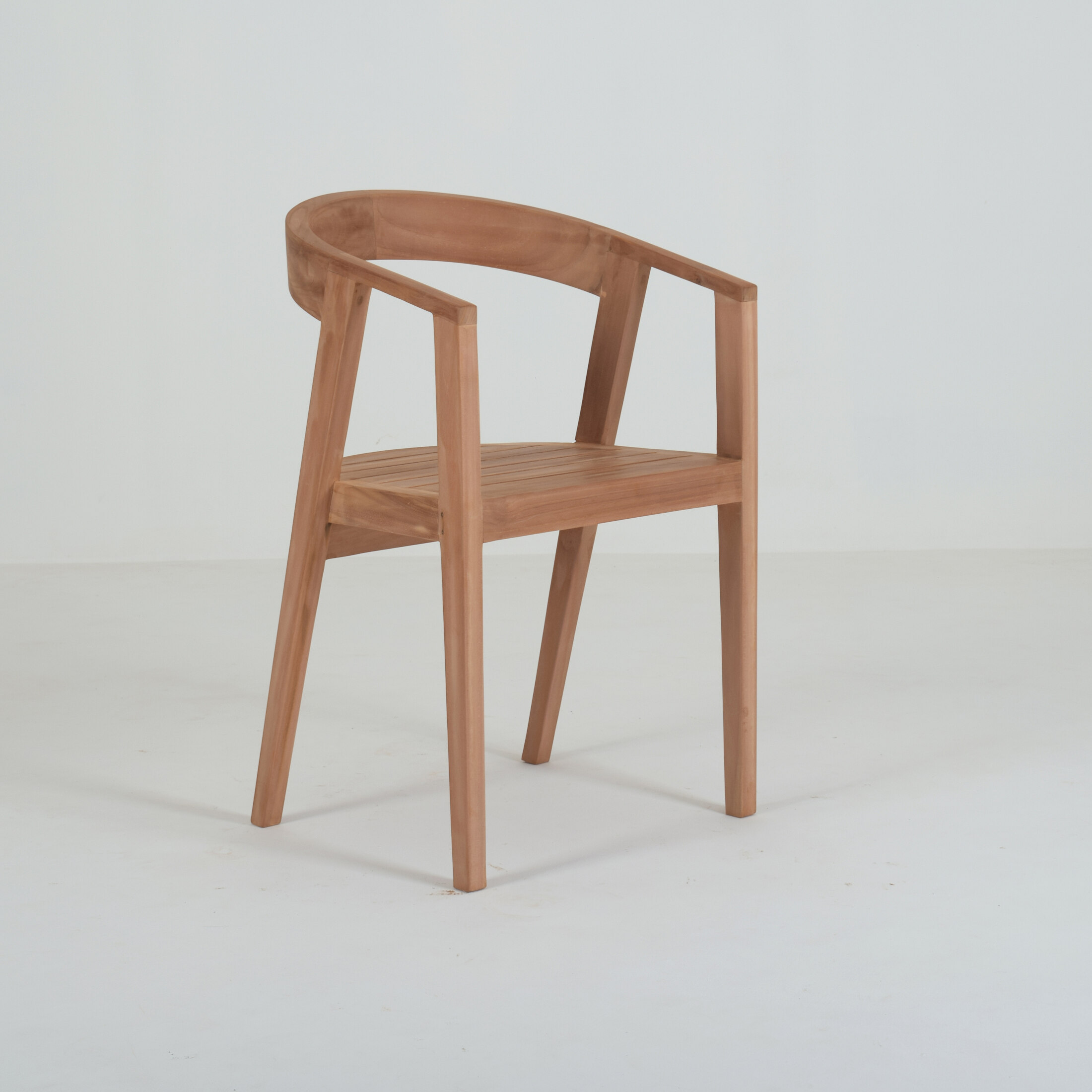 DHIRA CHAIR