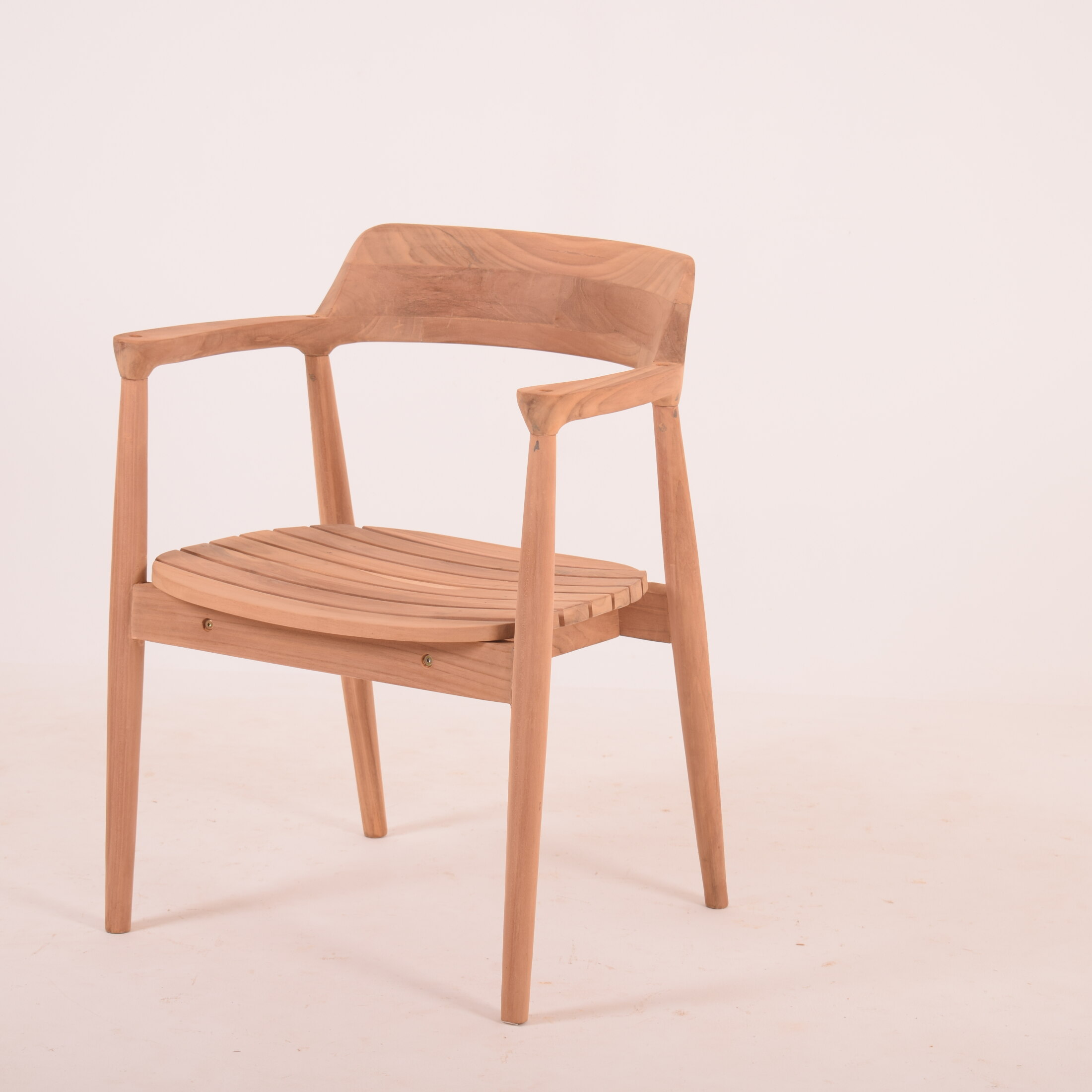 JEPA DINING ARM CHAIR (SLAT)