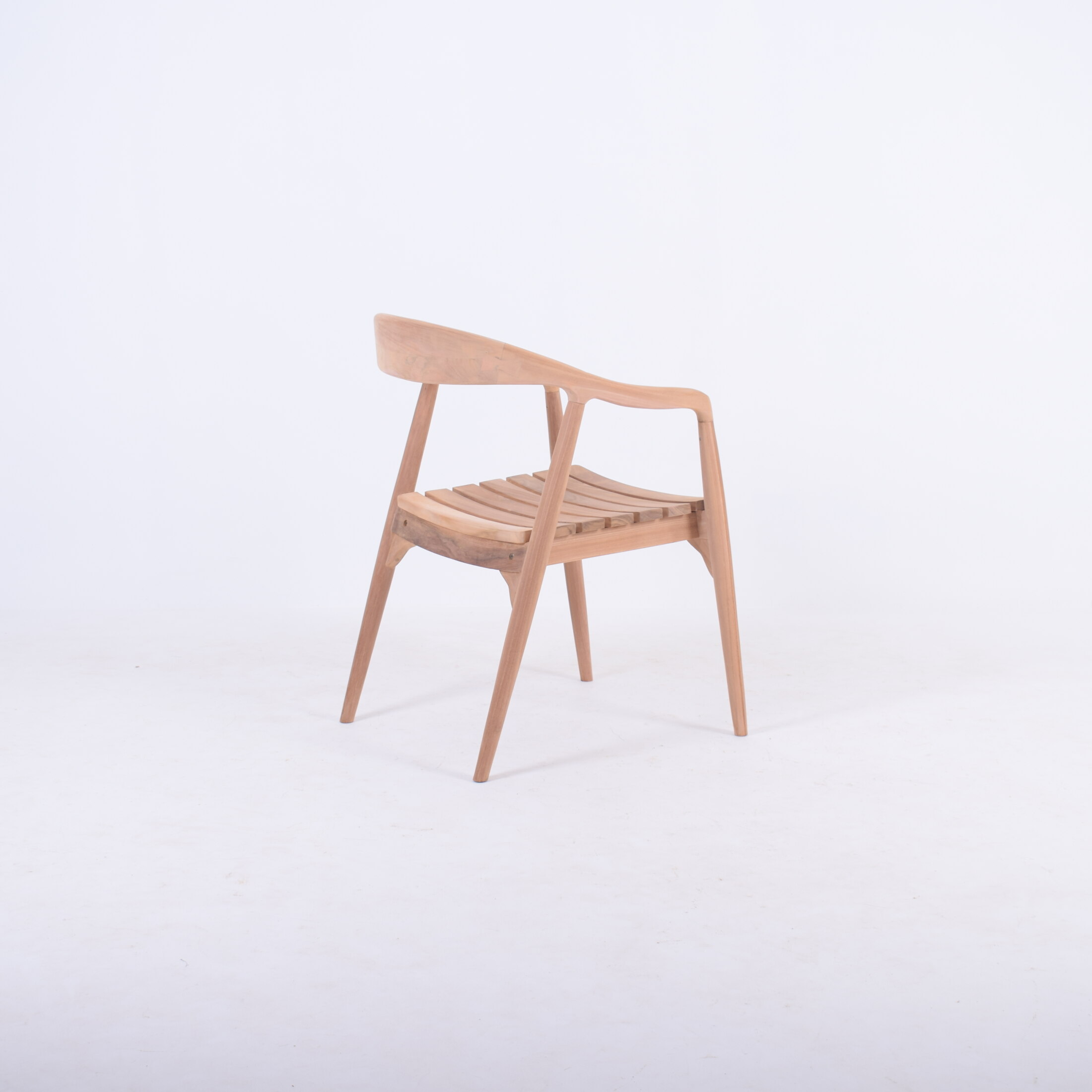 OZZIE DINING ARM CHAIR (SLAT)