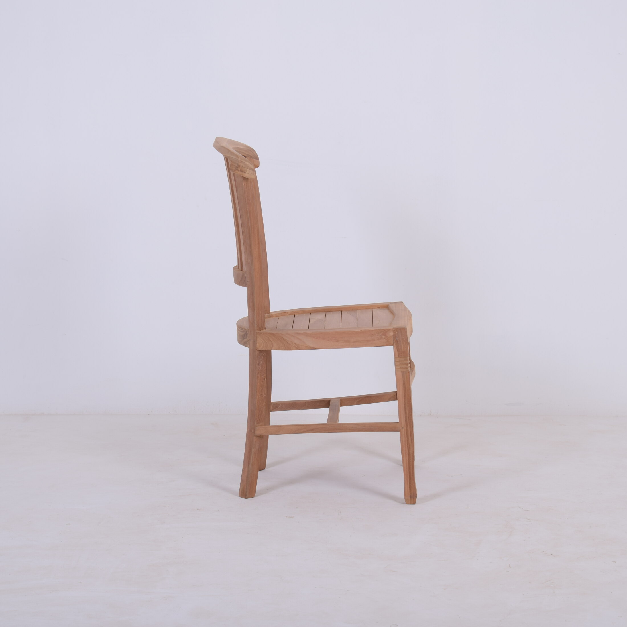 BATAVIA CHAIR